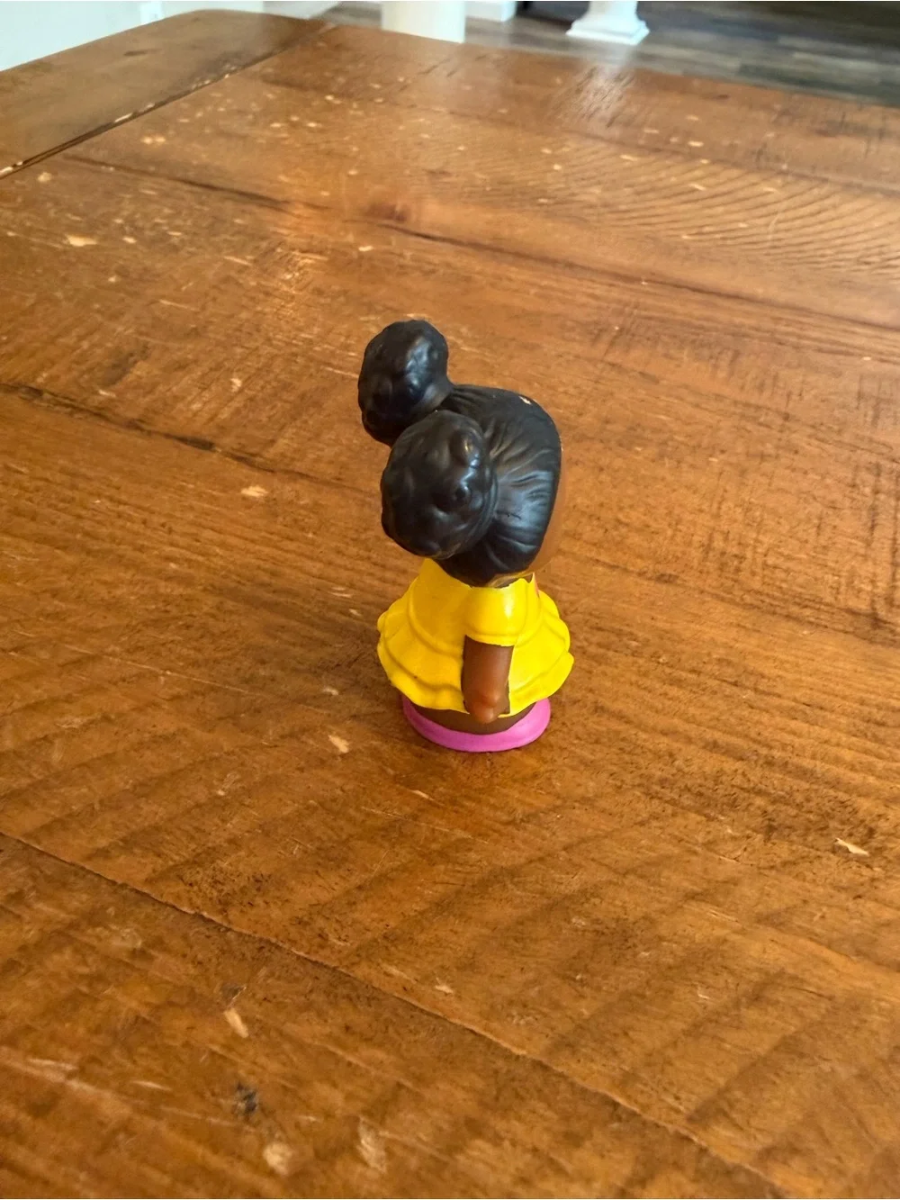 Fisher Price Little People Tessa yellow dress  as is